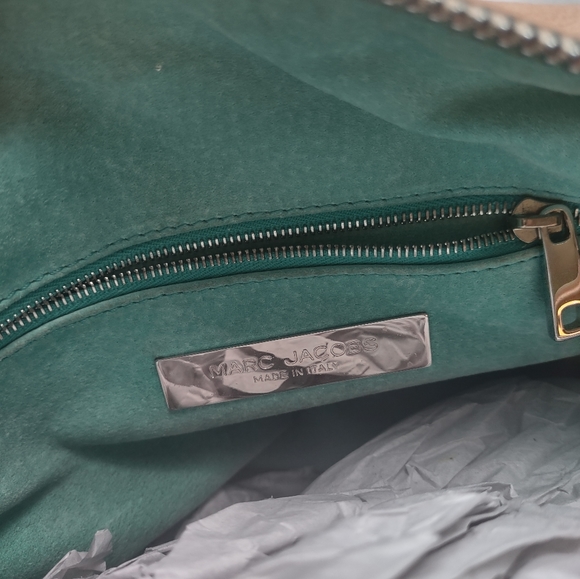 MARC JACOBS Multi-Pocket Peach Color Purse w/ Turquoise Interior - Picture 7 of 11